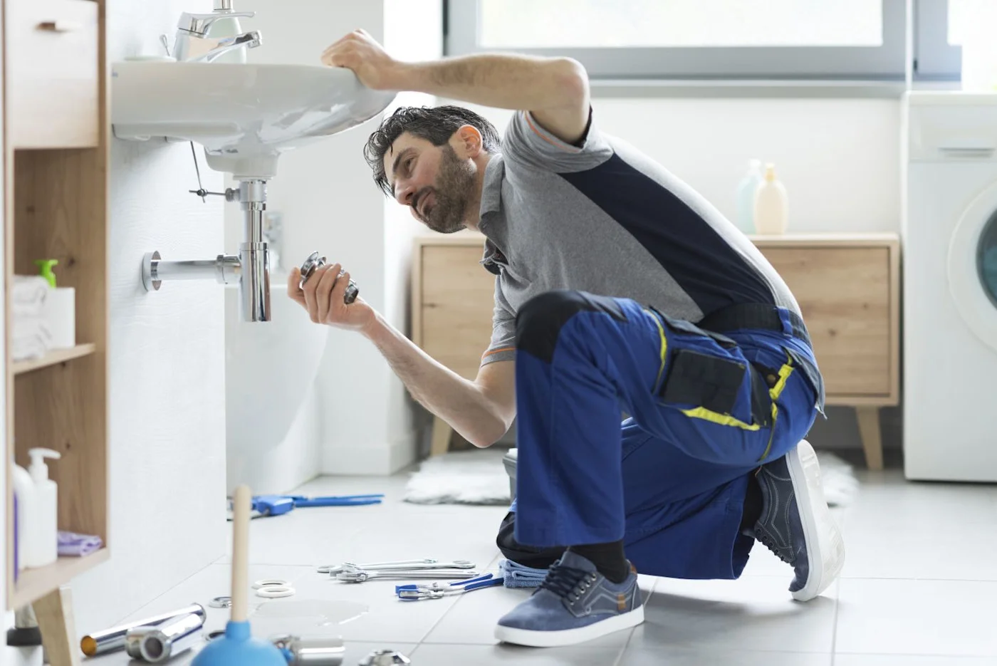 Hire Plumbing Services Professional