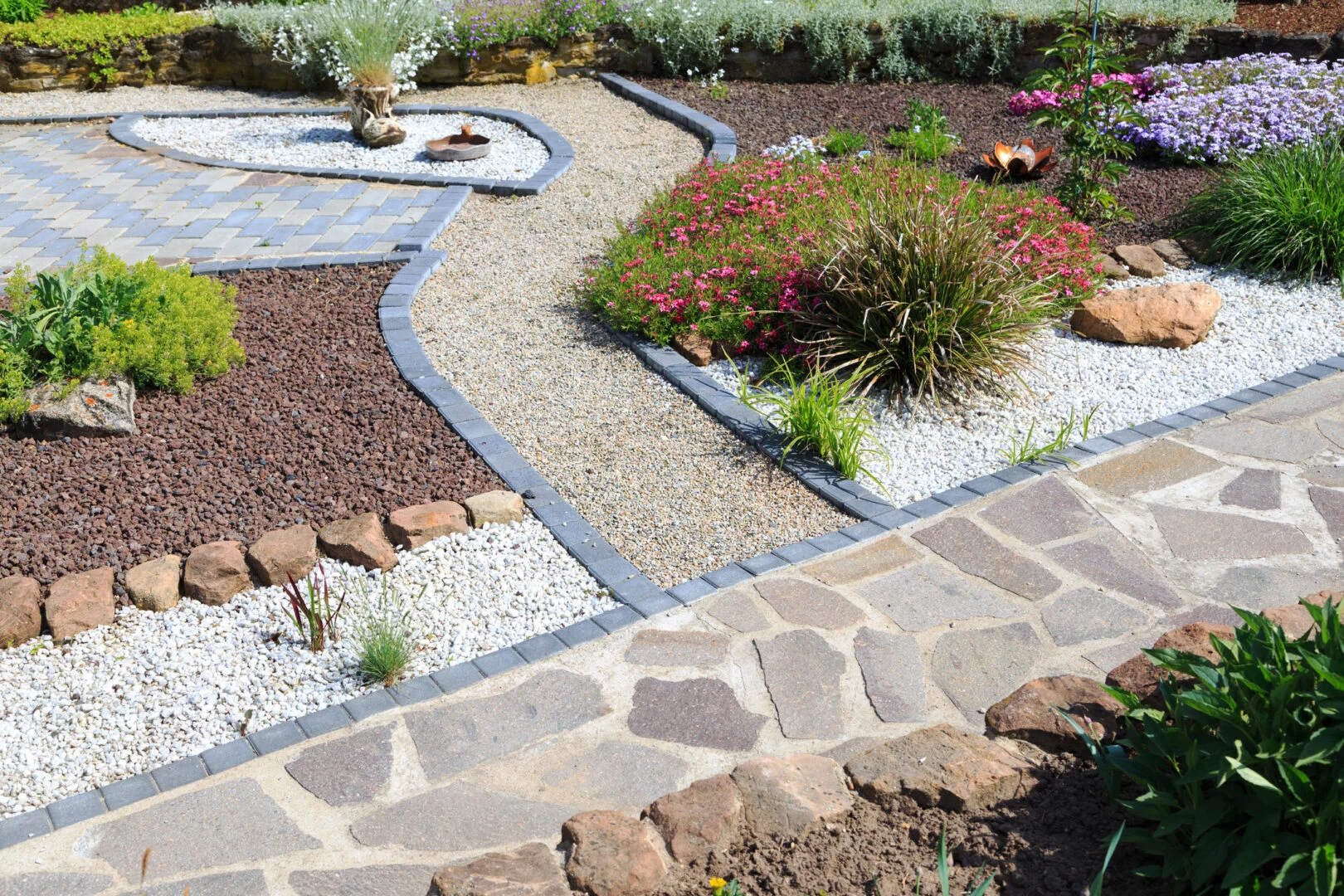 Install%20Decorative%20Gravel.webp?1769888167079