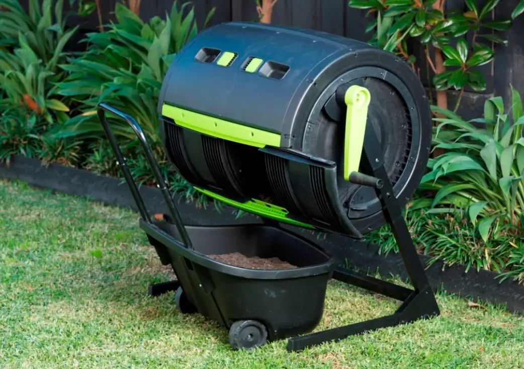 How to Choose the Right Compost Tumbler