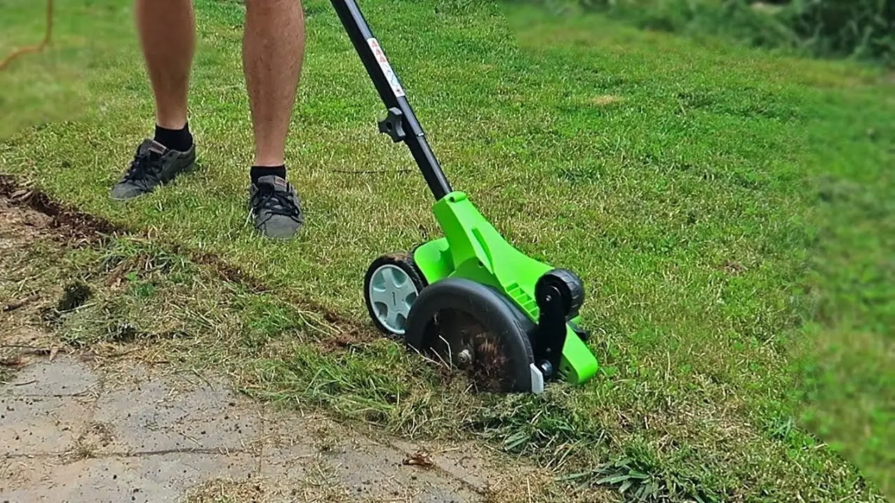What is a Lawn Edger?