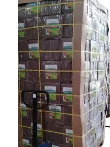 Coconut Husk Chips - Premium Organic Mulch