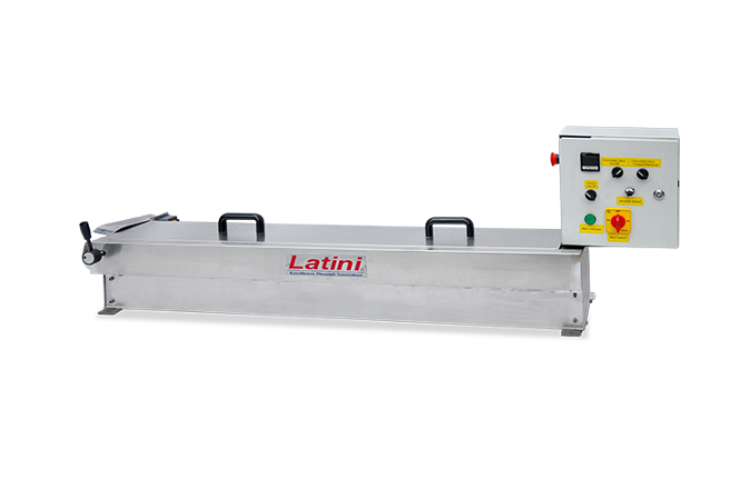 CHOCOLATE DECORATOR MACHINE