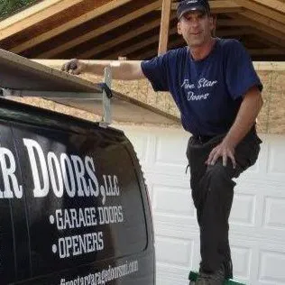 5-Star Doors logo