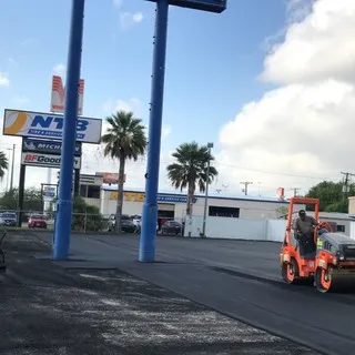 A&D asphalt logo