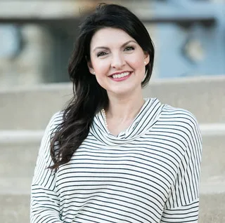 Angela Smeed Design LLC - Professional Home Organizers in La Tour, MO
