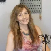 Angelynn's logo