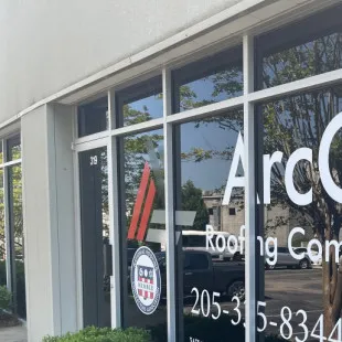 ArcCon Roofing logo