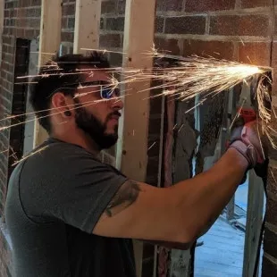 Artisan Contractor LLC logo