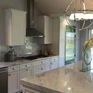 BMF Remodeling LLC logo