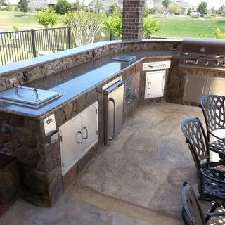 Decorative Concrete & Design logo