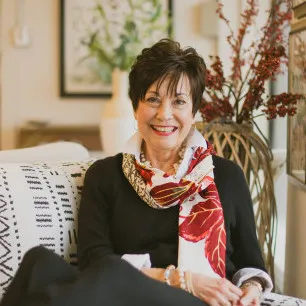 Donna Richter Interiors, Inc. logo