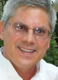 Doug Keller logo