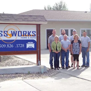 D&R Glass Works logo