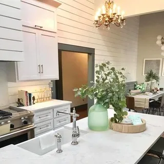 Durham Custom Homes, LLC logo