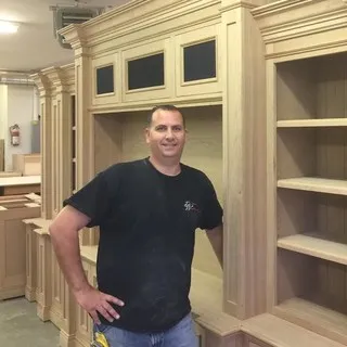 Dynamic Woodworking logo