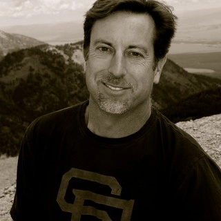Elements Landscape Inc. logo