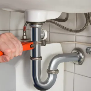 Emerald Plumbers Topanga logo