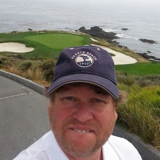 Executive Putting Greens logo