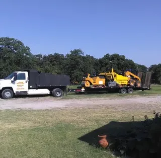 Faulttech asphalt paving logo