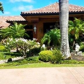Friendly Island Landscape, LLC logo