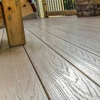 Genovations Deck & Railing logo