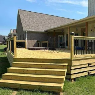 Hammer Roofing And Construction LLC logo
