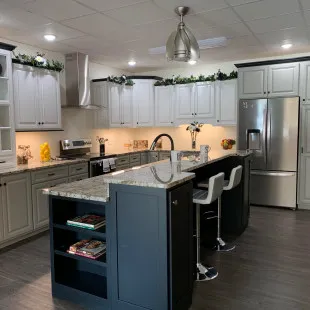 Harry's Construction Kitchen & Bath Design Center logo