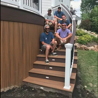 Hen-House Decks logo