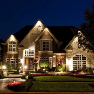 JR's Creative Landscaping logo