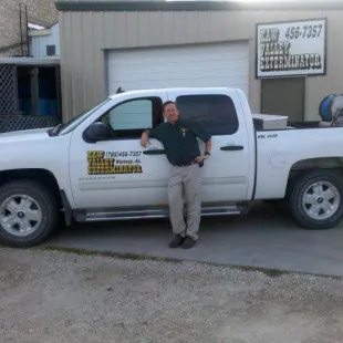 Kaw Valley Exterminator LLC logo
