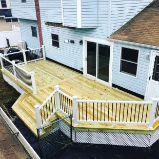 Kelley Decking & Carpentry logo