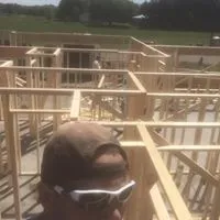 Kustom Construction LLC logo