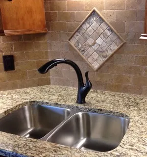 Linco Countertops logo