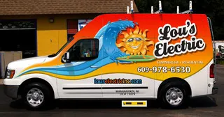 Lou's Electric, Inc. logo