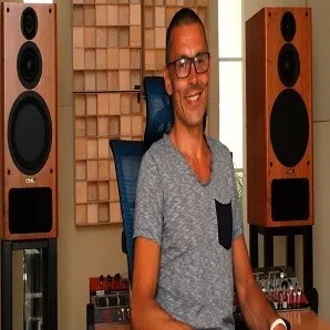 Mastering Music logo