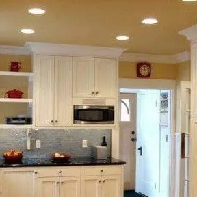 Muller Construction and Renovation LLC logo