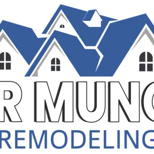 Muñoz Remodeling logo