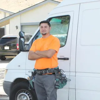 Nick's Electric logo