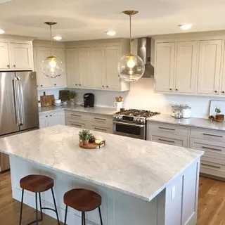 Petersen Granite & Marble, LLC logo