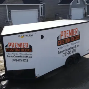 Premier Custom Decks logo