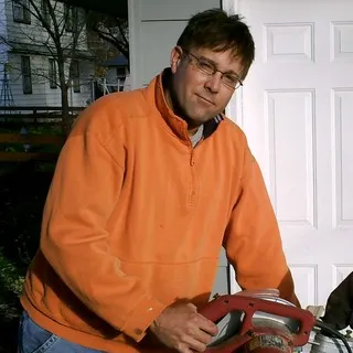 Priced Right Handyman logo