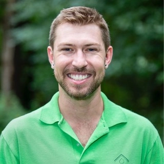 Quality Island Landscaping LLC logo