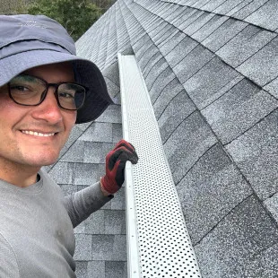 RainGuard Seamless Gutters logo