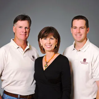 R.E. Robinson Remodeling & Custom Builder, LLC logo
