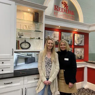 Red Oak Remodeling logo