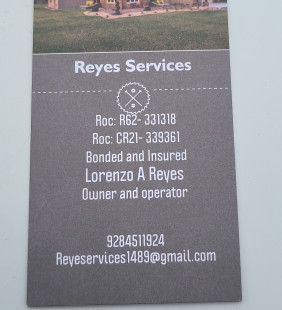 Reyes Services logo