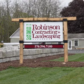 Robinson Contracting and Landscaping logo