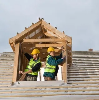 Roofs R Us logo