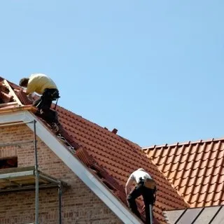 Slo County Roofing logo