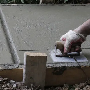 Snake River Concrete LLC. logo